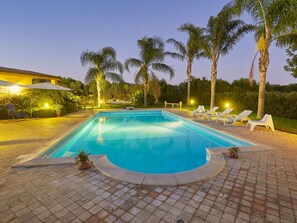 Pool - Beautiful private villa with WIFI, private pool, A/C, TV, terrace, pets allowed and panoramic view (Castelvetrano)