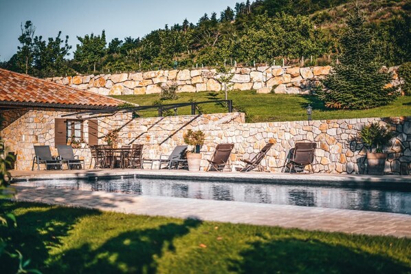 Outdoor pool, a heated pool