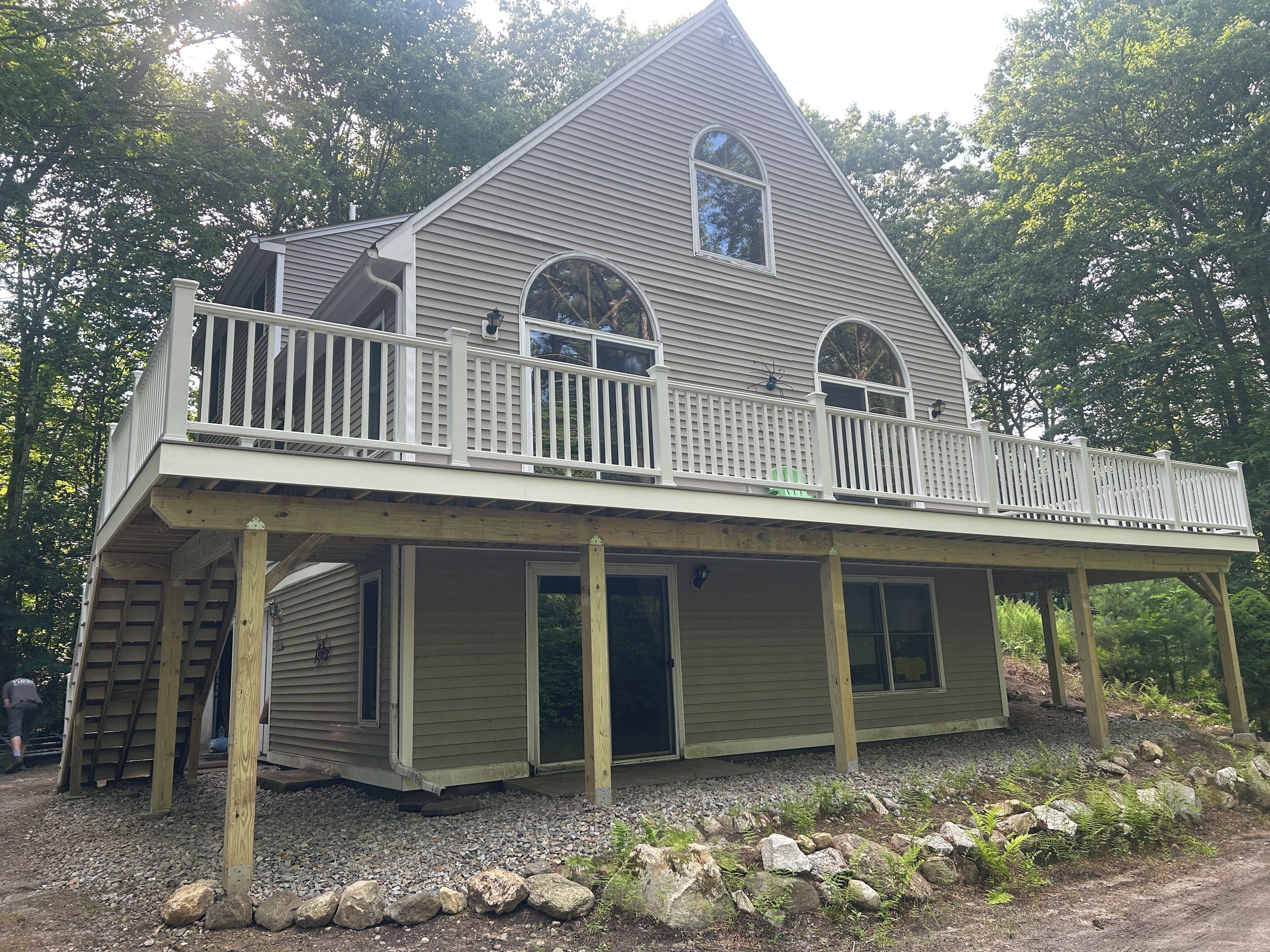 Great getaway for Mount and Lake Sunapee as well as Newbury