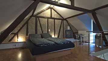 2 Schlafzimmer, Schreibtisch, Bügeleisen/Bügelbrett, Reisekinderbett