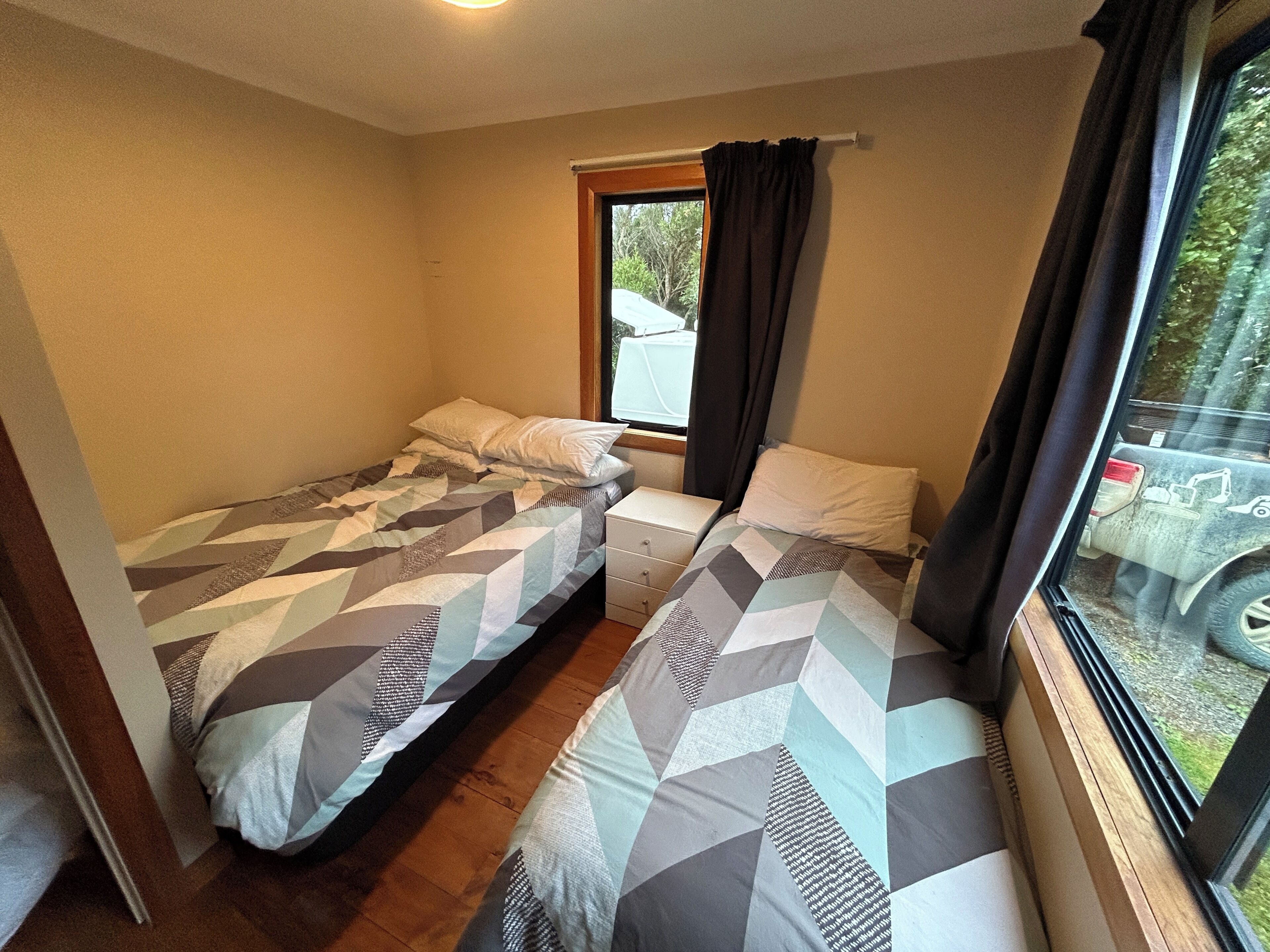 3 slaapkamers, een strijkplank/strijkijzer, gratis wifi