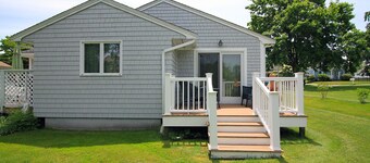 Paradise Valley Cottage 1 mile From Second Beach