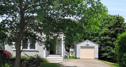 Paradise Valley Cottage 1 mile From Second Beach