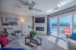 TV, fireplace, DVD player, stereo