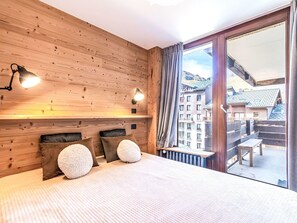 2 bedrooms, free WiFi, bed sheets - Beautiful apartment for 8 people with WIFI, TV and balcony (Les Boisses)