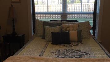 3 sovrum, strykjÀrn/strykbrÀda, wi-fi och sÀngklÀder