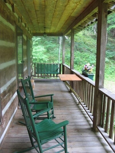 Log Cabin - Best 3 Bdrm Value -  Close to Boone & ASU - Free Night for every 3  