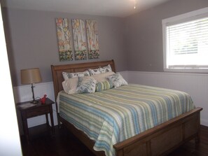 2 bedrooms, iron/ironing board, travel crib, free WiFi