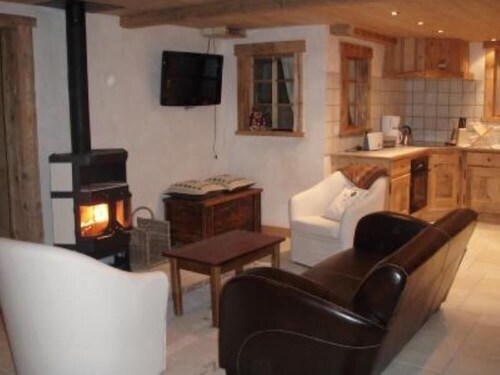 Character house with 4-star tourist furniture