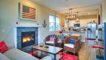 TV, fireplace, DVD player