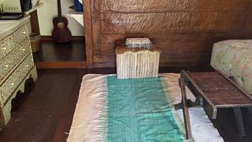 1 chambre, coffres-forts dans les chambres, fer et planche Ă repasser