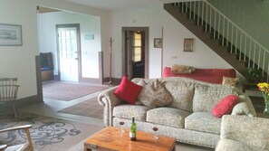 Smart TV, fireplace, DVD player, books - Charming 1800s Farmhouse on 47 Acres — Riverfront w/Views, Hot Tub, Pet-Friendly (Rileyville)