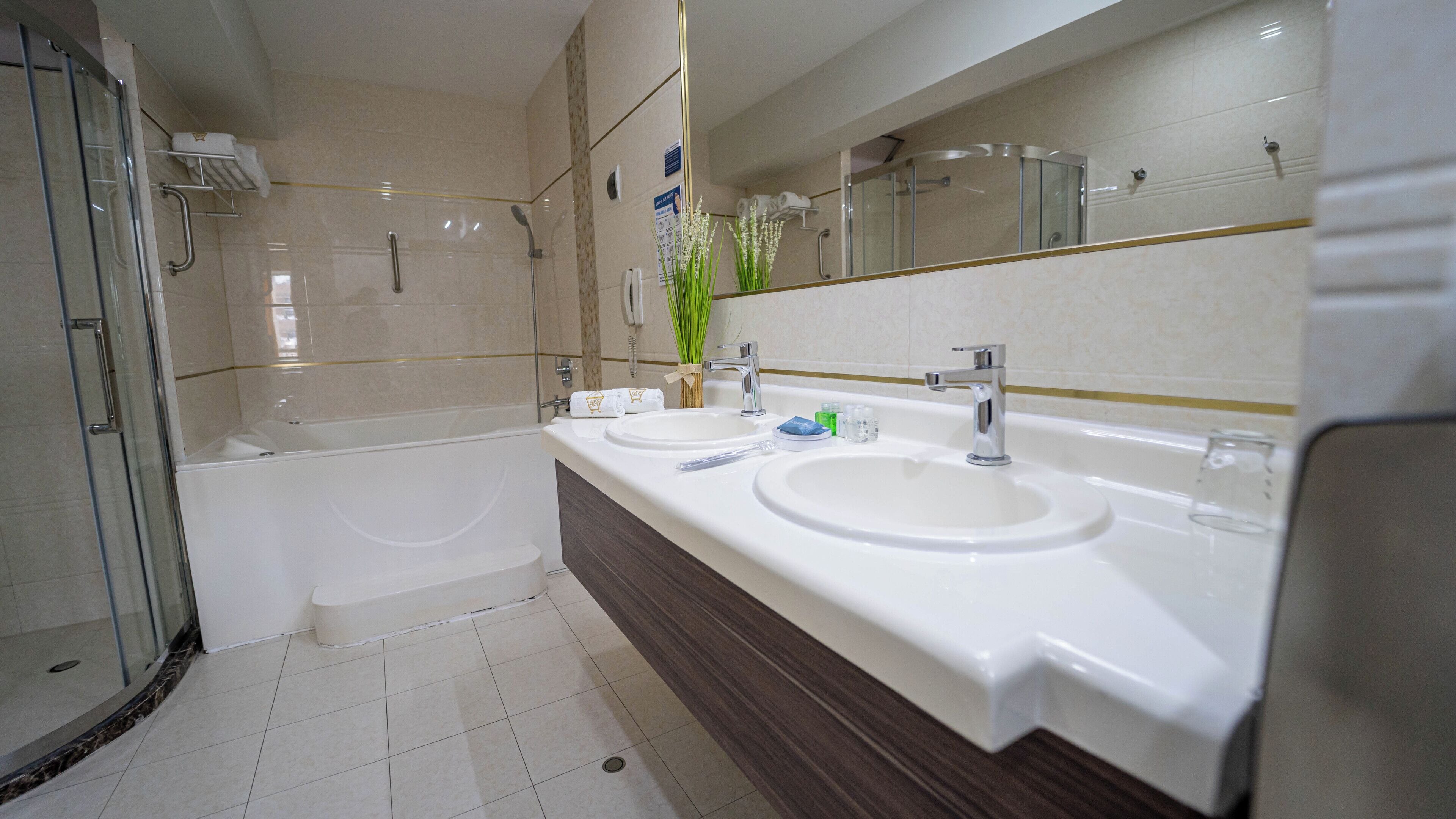 Photo - Recreo Hotel