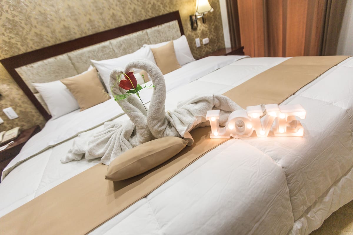 junior suite | minibar, in-room safe, desk, blackout curtains