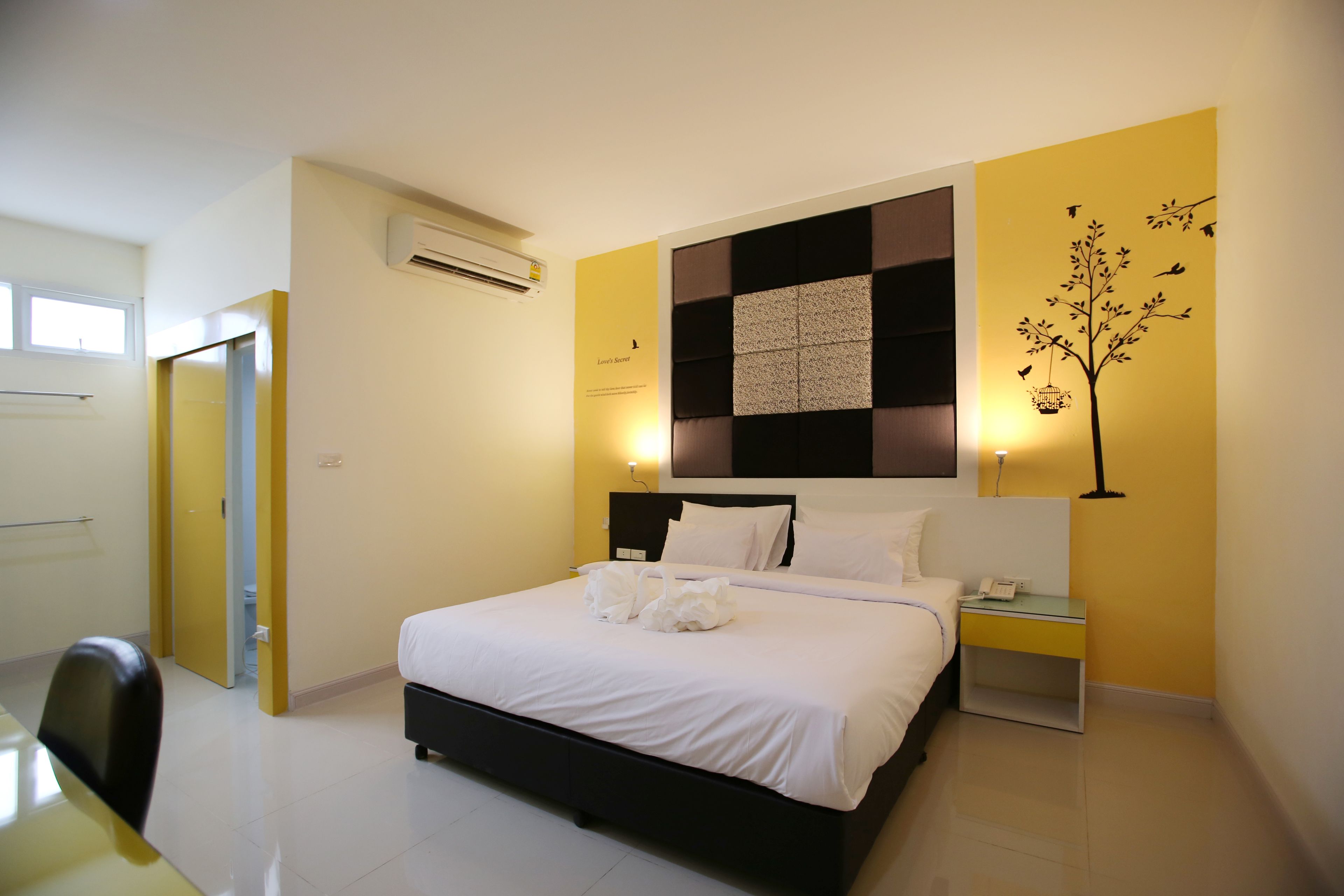 Standard Double Room | Minibar, rollaway beds, free WiFi
