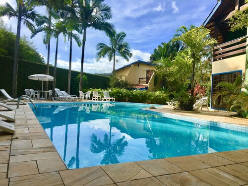 Cozy house in Barra do Sahy, in condominium, daily, accepts small PETs