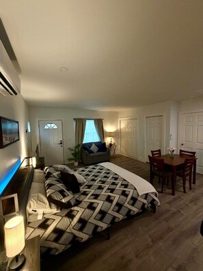 1 Schlafzimmer, Schreibtisch, Bügeleisen/Bügelbrett, kostenloses WLAN