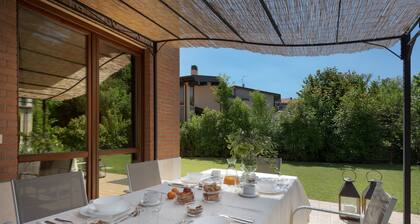 Villa garden 3 rooms 7 bed garage wifi Gardasee (CIN IT017164C25S8NZEZ8)