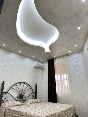 4 bedrooms