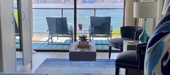 'The Nest' at Villa Magnolia: Luxury Couples Getaway and Breathtaking Lake Views