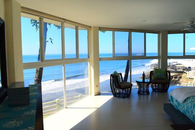 OCEAN FRONT FARALLON BEACH HOUSE!!!