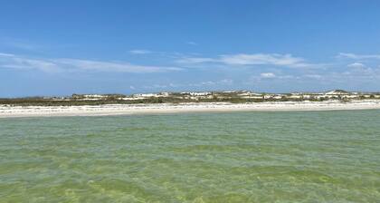 Spring and Summer Discounts for early bookings-Very Spacious, 2 Master Suites