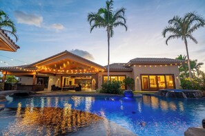 Outdoor pool, a heated pool - Blue Lagoon - 7 bdr estate with large heated lagoon pool/spa - Mauna Lani resort (Waimea)