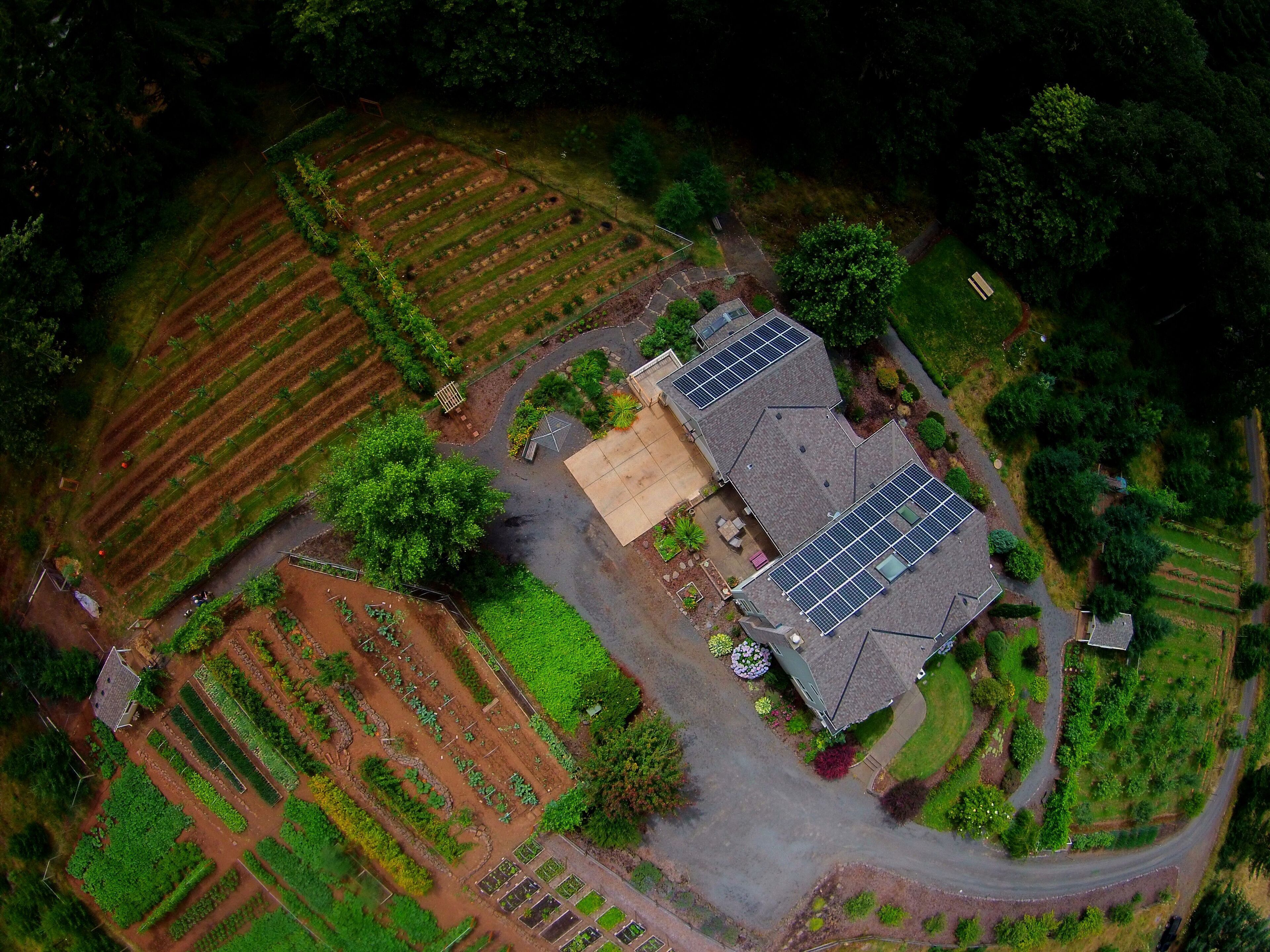 Farm Stay Nestled in the Red Hills Wine Country 
