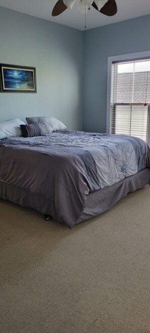 4 bedrooms, WiFi - Paradise at Rehoboth Beach, Beautiful spacious home  July dates still available. (Rehoboth)