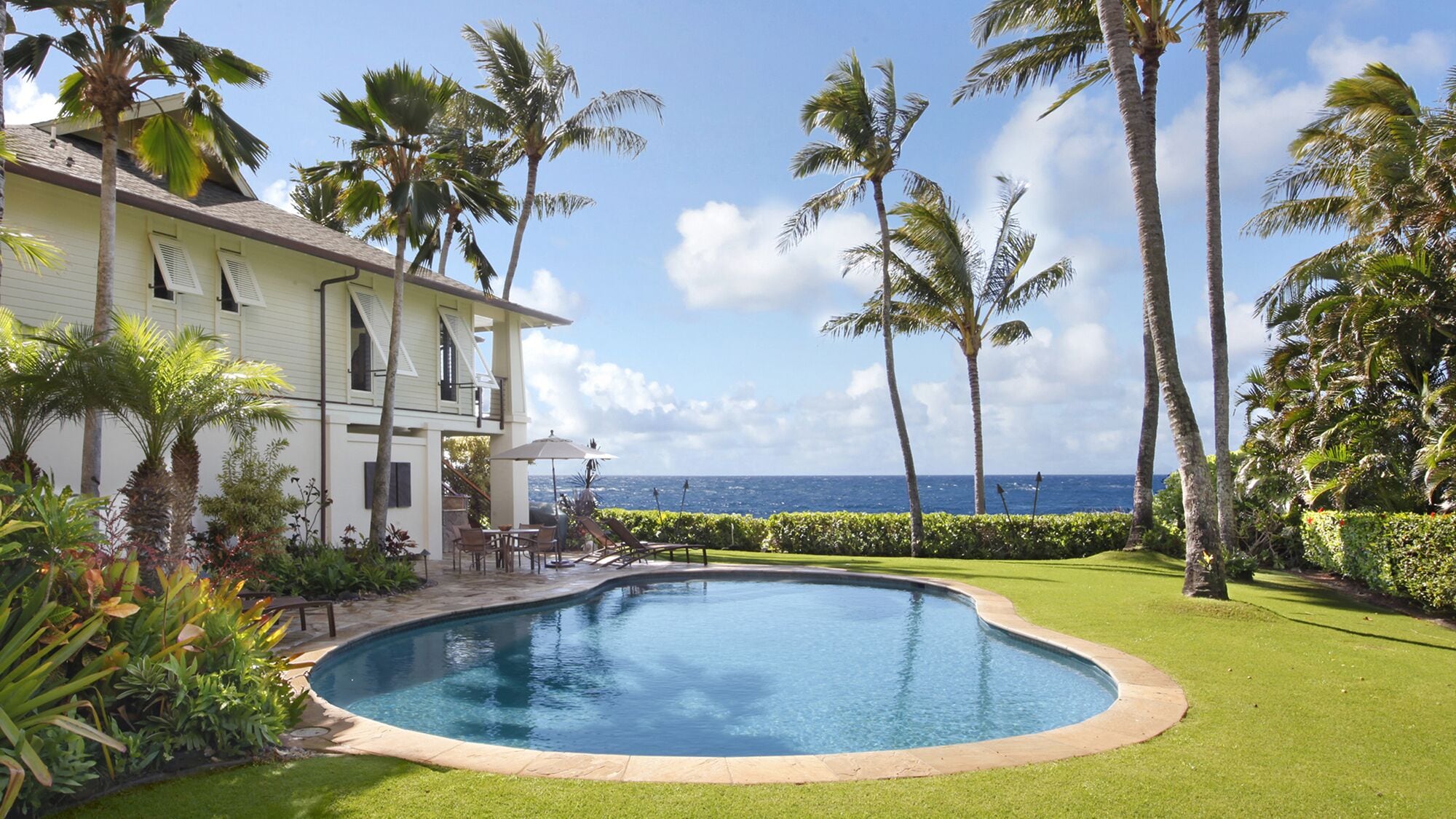 Hale A Kai By Parrish Kauai: spectacular oceanfront views with private pool & AC