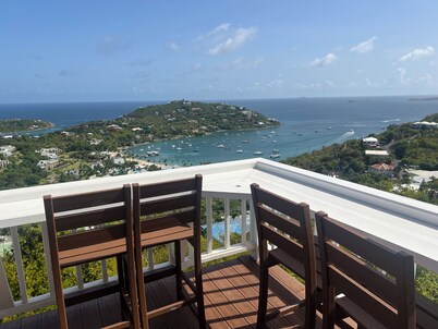 SPECTACULAR OCEAN VIEW VILLA BLISS AT UPPER DECK