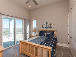 7 bedrooms, iron/ironing board, travel cot, WiFi