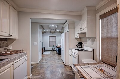 Charming One-Bedroom Unit in Historic Belhaven!