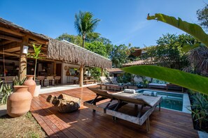 Flat-screen TV - Casa e Pousada Alecrim (Porto Seguro)