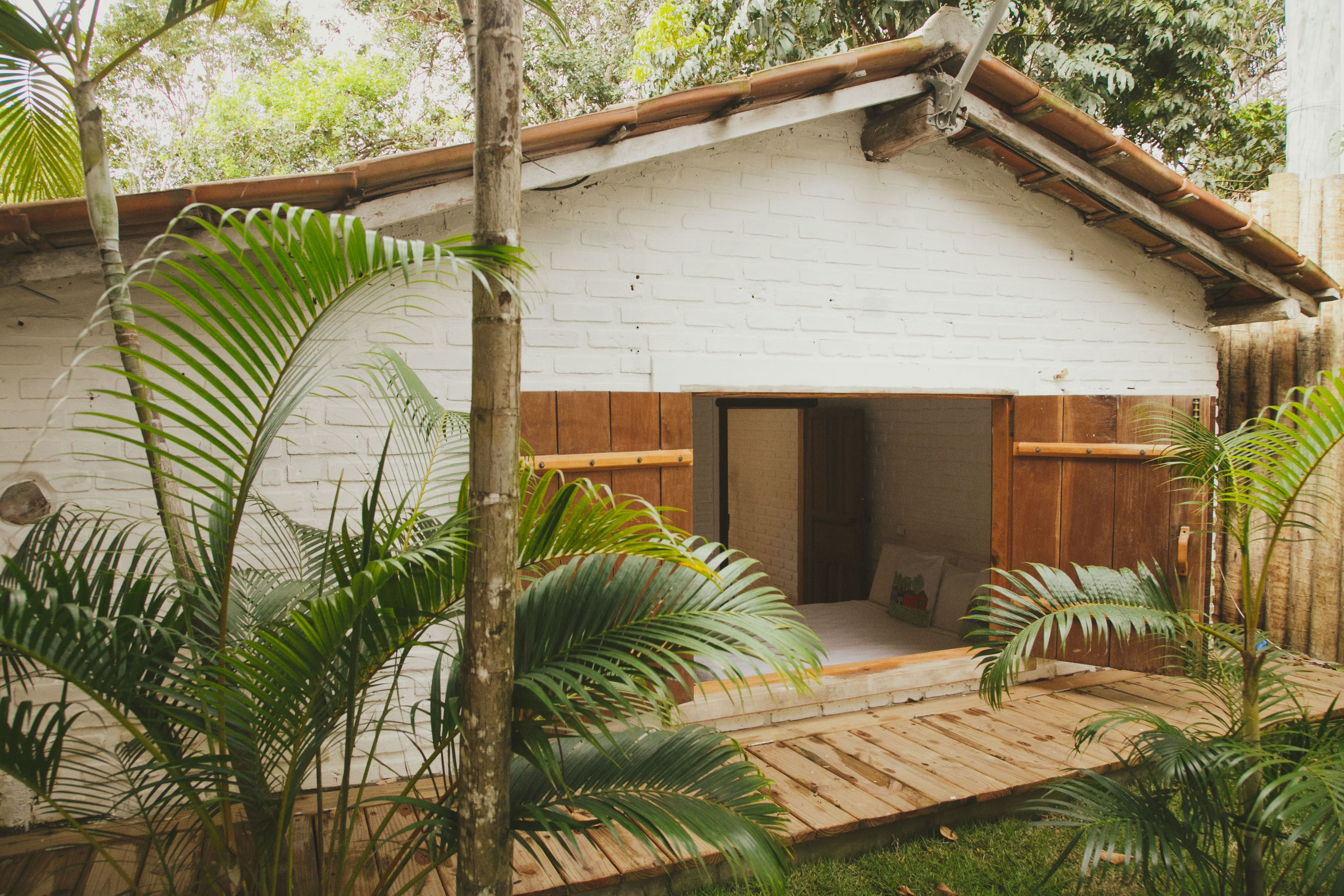 Egyptian cotton sheets, premium bedding, pillowtop beds, minibar