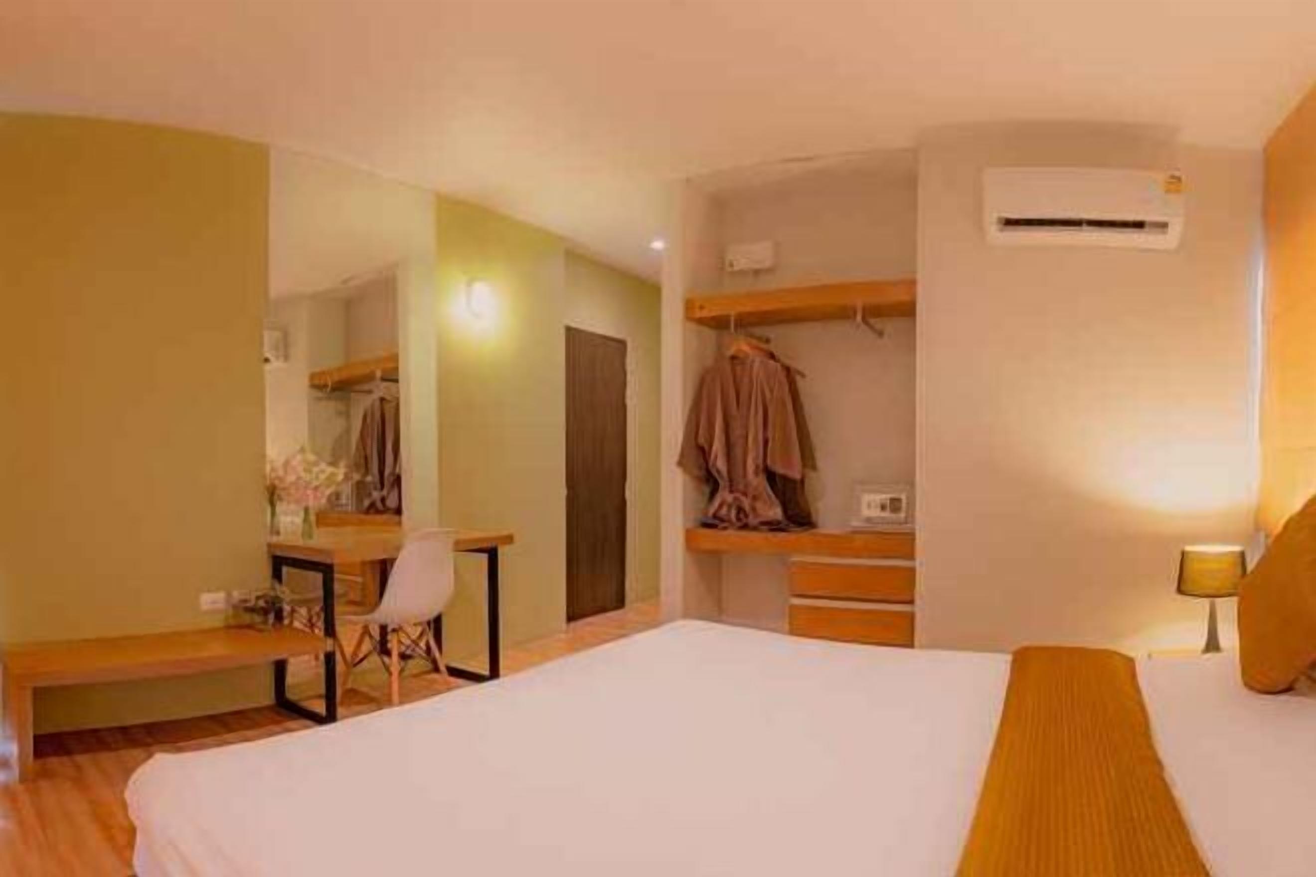 1 chambre, coffres-forts dans les chambres, bureau, rideaux occultants