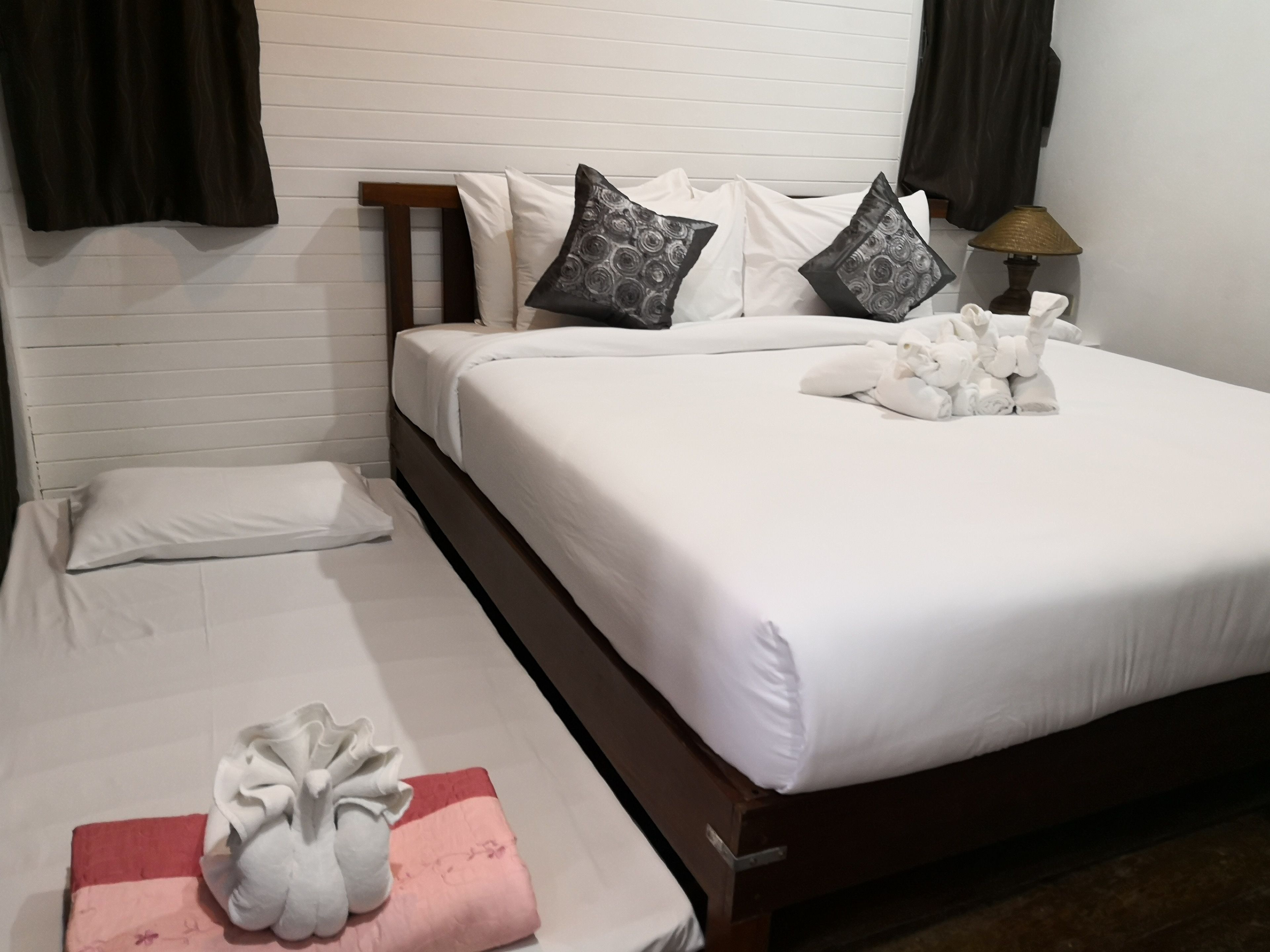 cottage with garden view | laptop workspace, blackout curtains, bed sheets