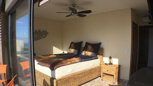 Comfort Double Room, 1 King Bed (12) | Room amenity - Guesthouse The View - Adults Only (Ribeira Brava)