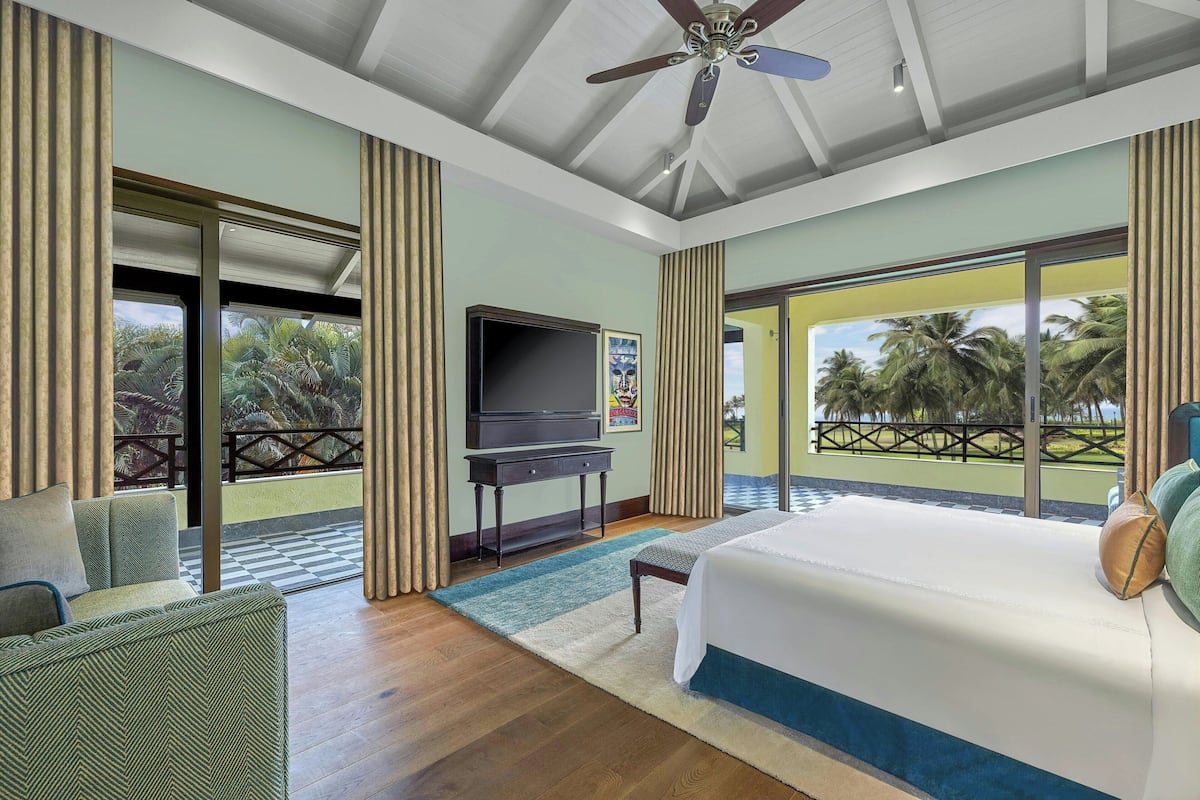 Suite, 1 Bedroom, Sea View | 1 bedroom, Egyptian cotton sheets, premium bedding, Tempur-Pedic beds