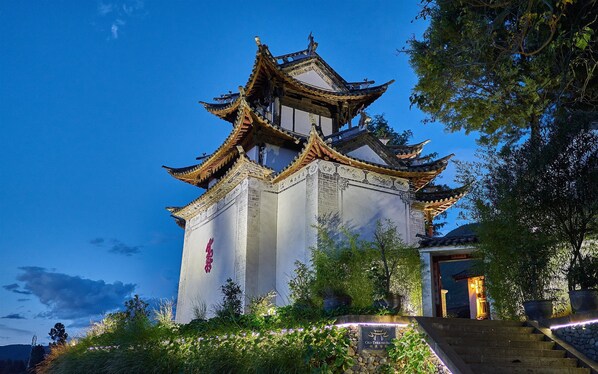 Front of property – evening/night