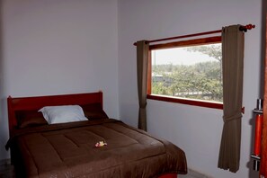 Kamar Standar, 1 Tempat Tidur Queen, Bebas Asap Rokok | Seprai katun Mesir, seprai premium, dan selimut bulu angsa