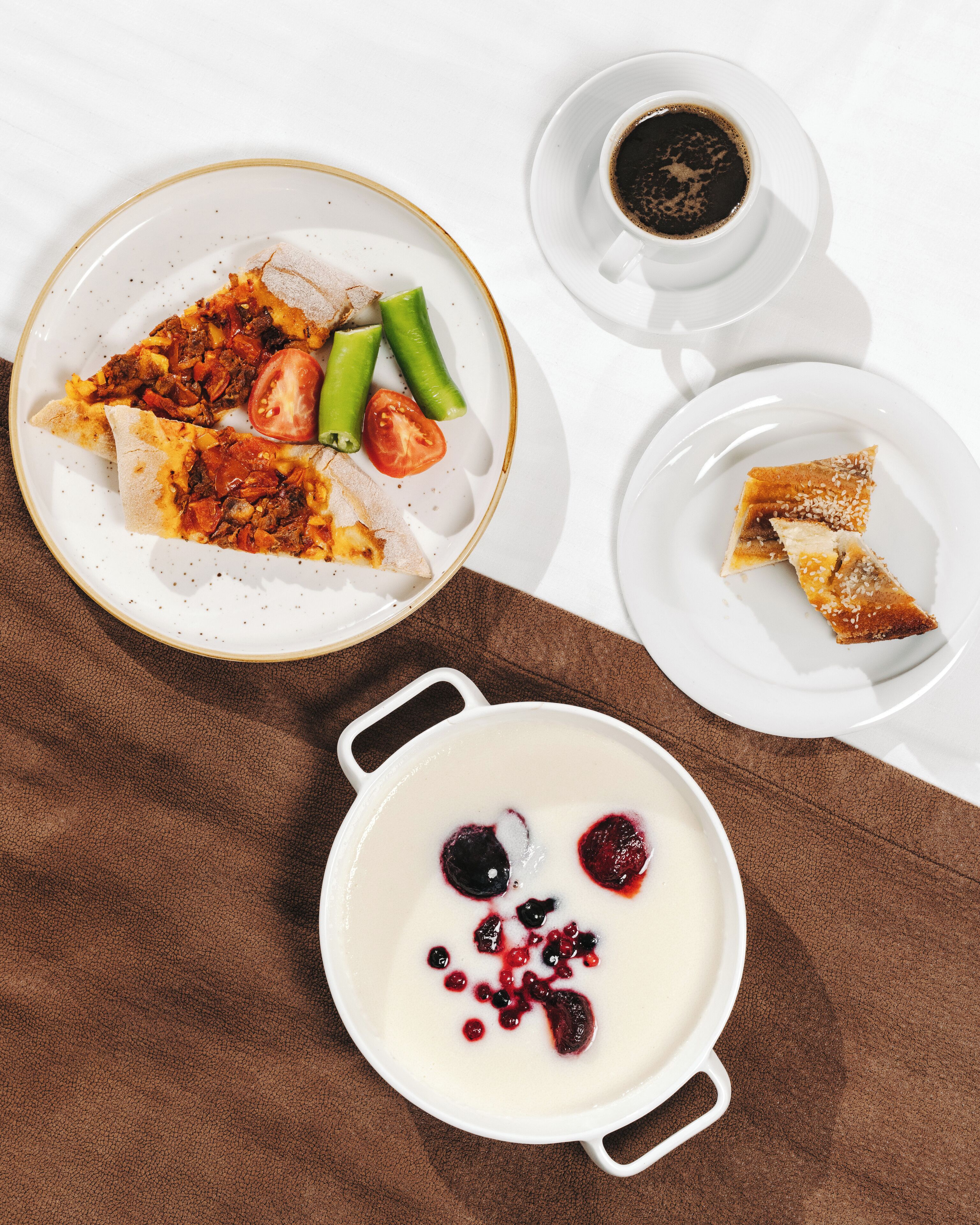 Superior Double Room, 1 Bedroom | In-room dining