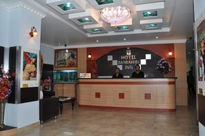 Reception - Hotel Barbereek Inn (Shillong)