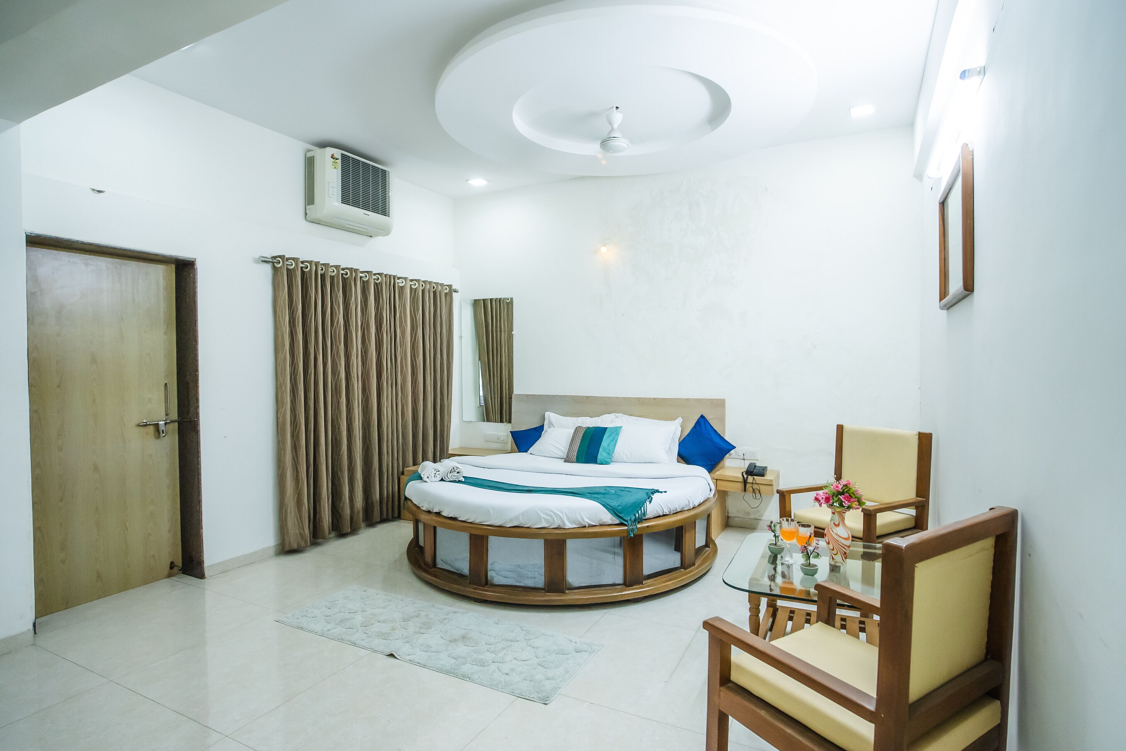 Hotel Kaka's  Sai Krupa