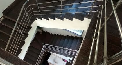 Rajasthani Rajwadi Hotel & Restaurant