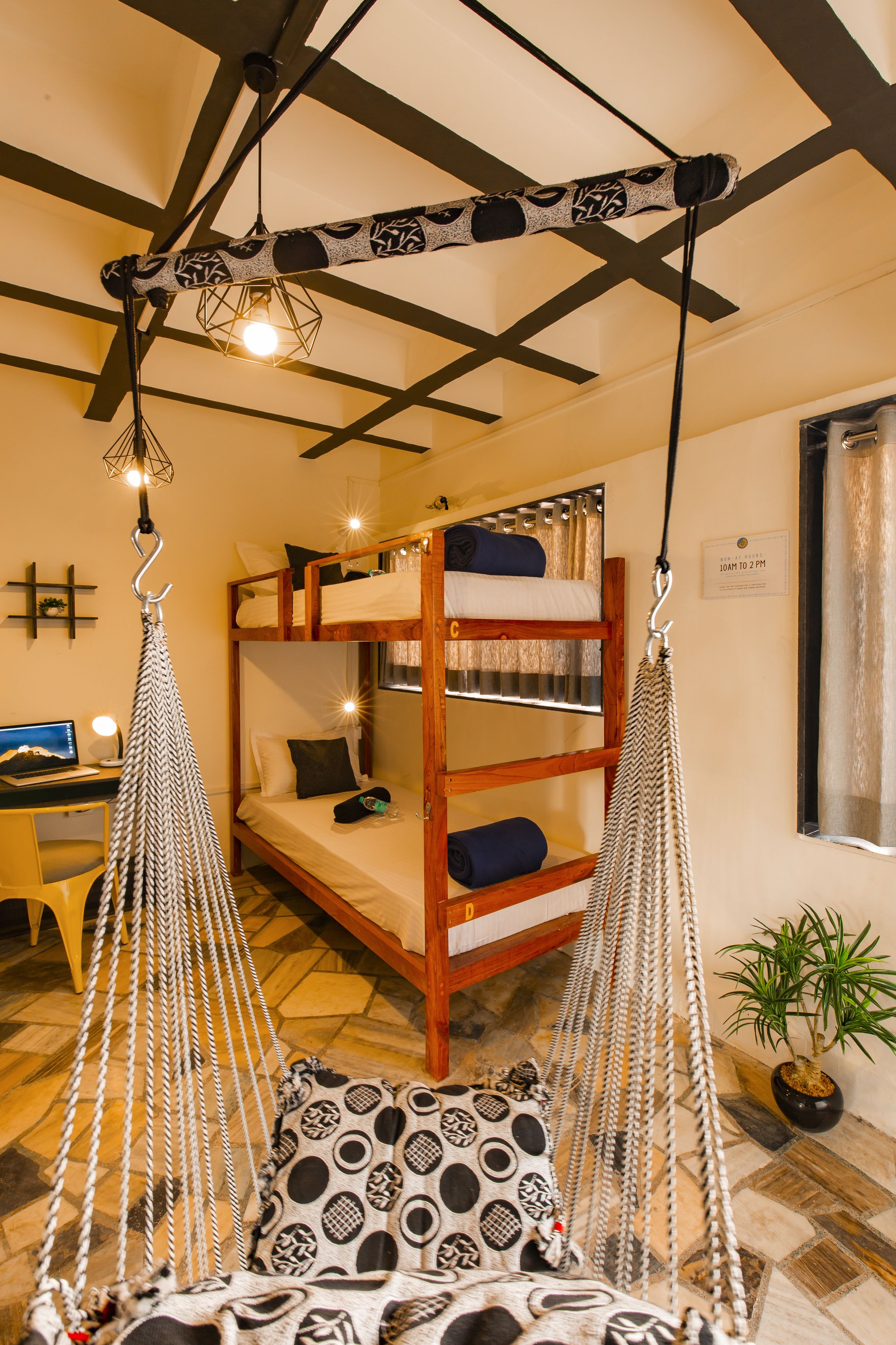 Photo - Locomo Hostel OG - Stay Work Eat