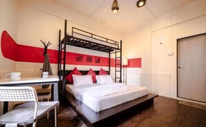 Premium Double Room | Premium bedding, in-room safe, desk, laptop workspace - Locomo Hostel OG - Stay Work Eat (Mumbai)
