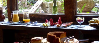 Pousada Pouso da Chica