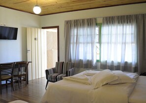 Apartamento Triplo Mais Conforto  | Minibar, decoración personalizada y cortinas blackout 