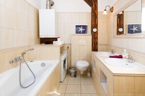 Hair dryer, towels - In the Heart of Cracow! (Stare Miasto)